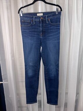 Madewell Skinny Jeans in Medium Blue Wash